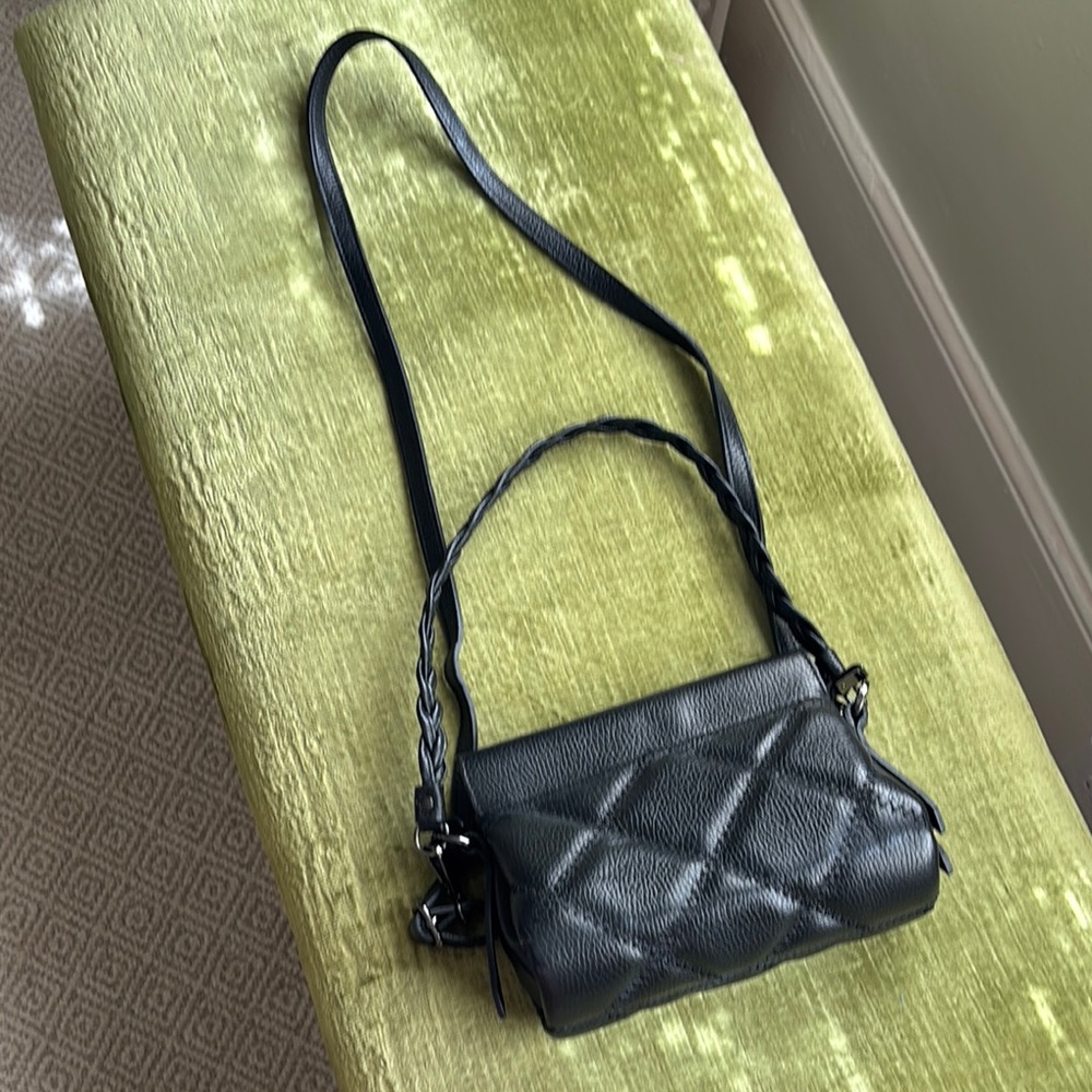 Elegant Black Quilted Shoulder Bag. Like new condition!!!